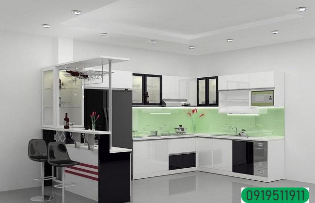 Tủ bếp Acrylic chữ L có quầy bar