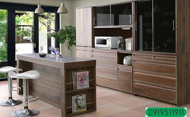 Tủ bếp gỗ óc chó hiện đại có quầy bar Tủ bếp gỗ óc chó hiện đại có quầy bar